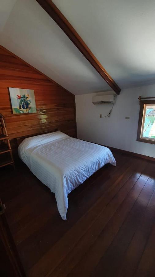 Las Olas Hotel Bocas del Toro Buitenkant foto