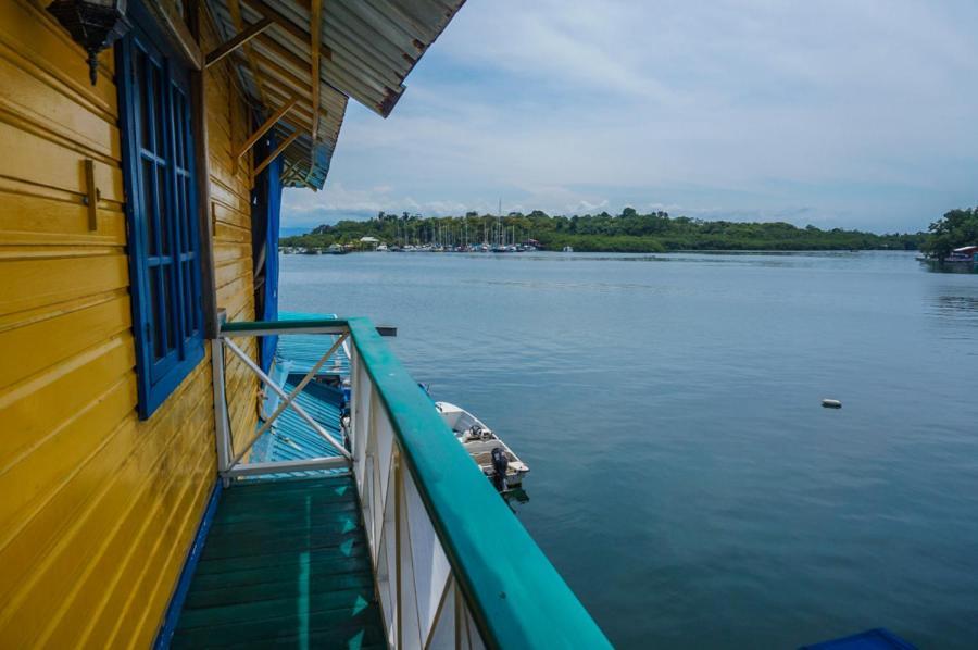 Las Olas Hotel Bocas del Toro Buitenkant foto